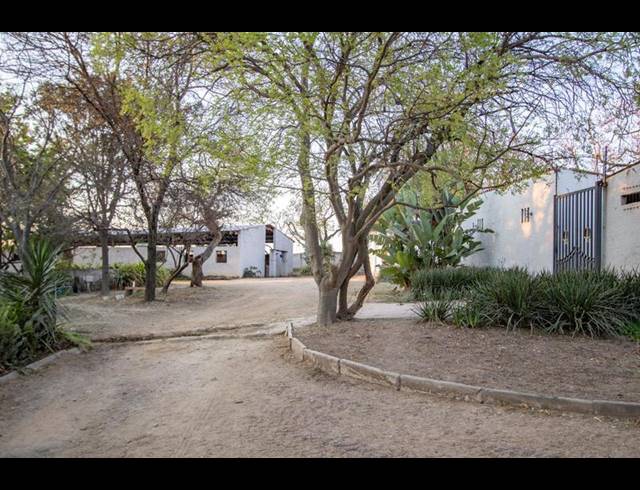 3 BEDROOM HOUSE FOR SALE IN KYALAMI AH
